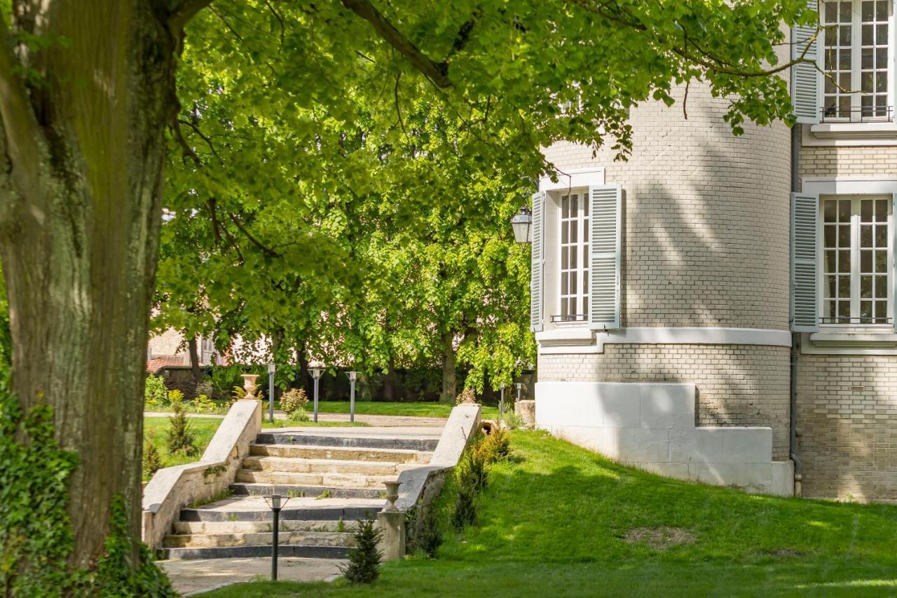 Le Chateau De Cormicy Bed and Breakfast Εξωτερικό φωτογραφία